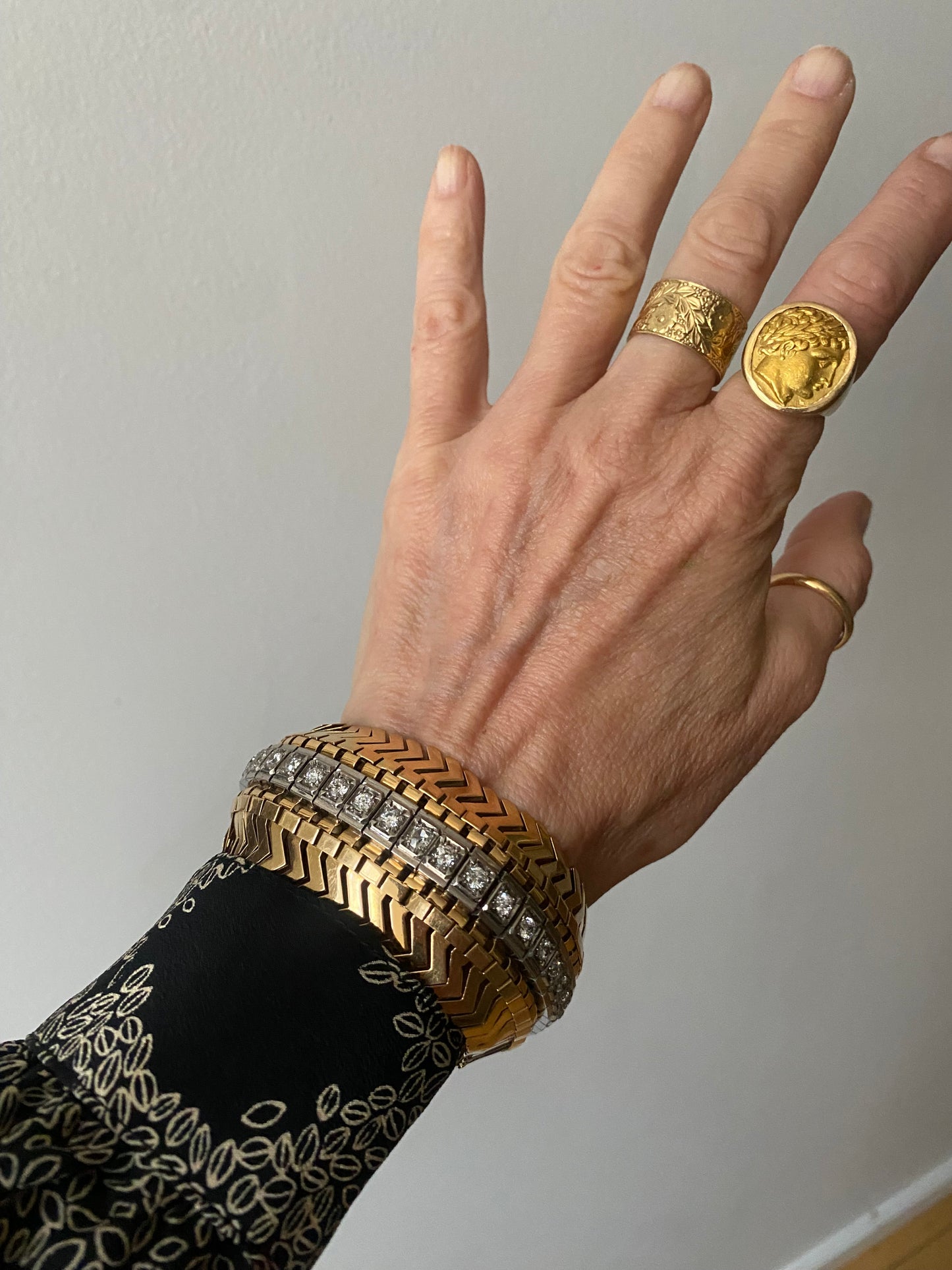 DIAMOND CUFF BRACELET