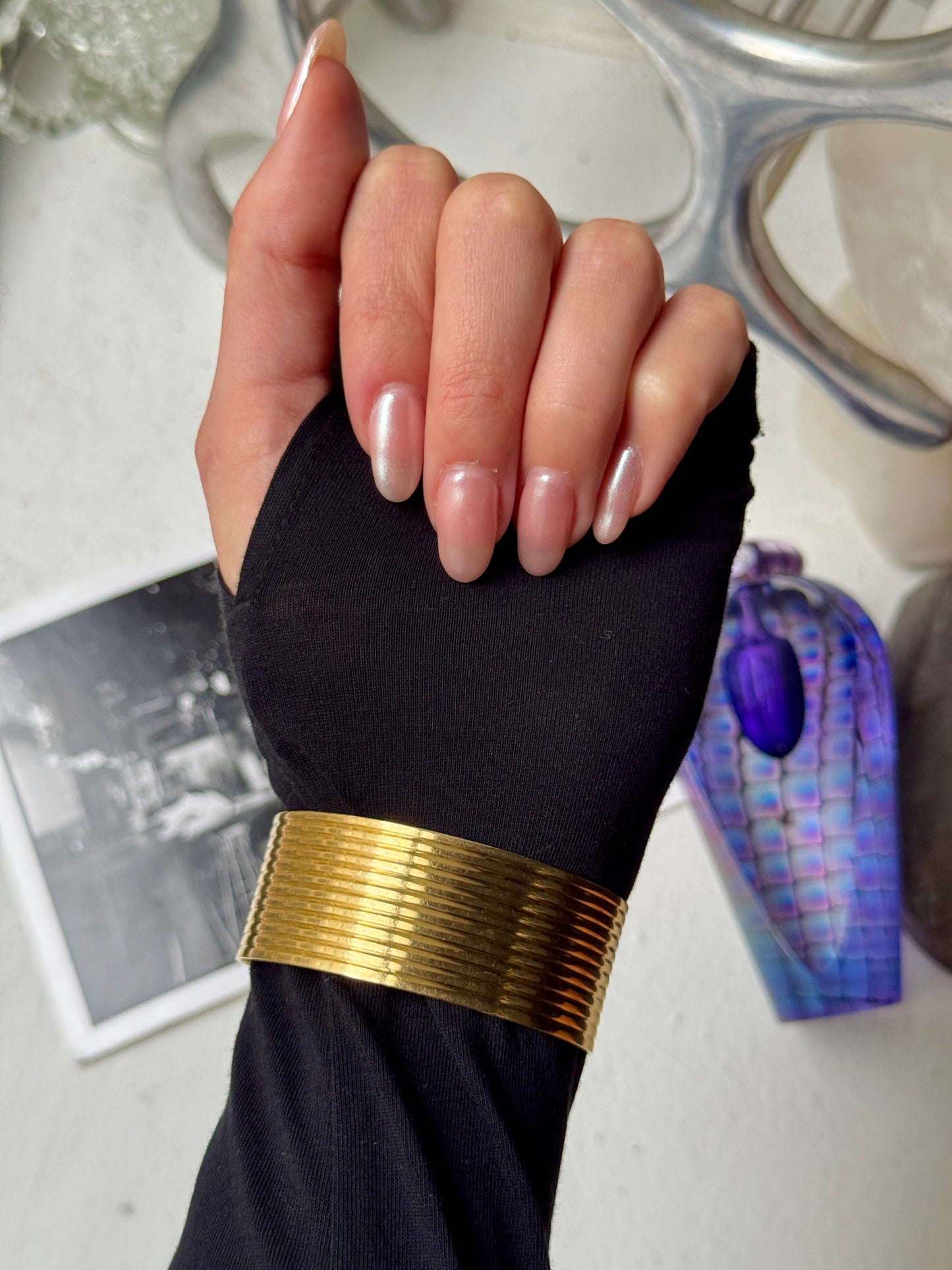 BRACELET