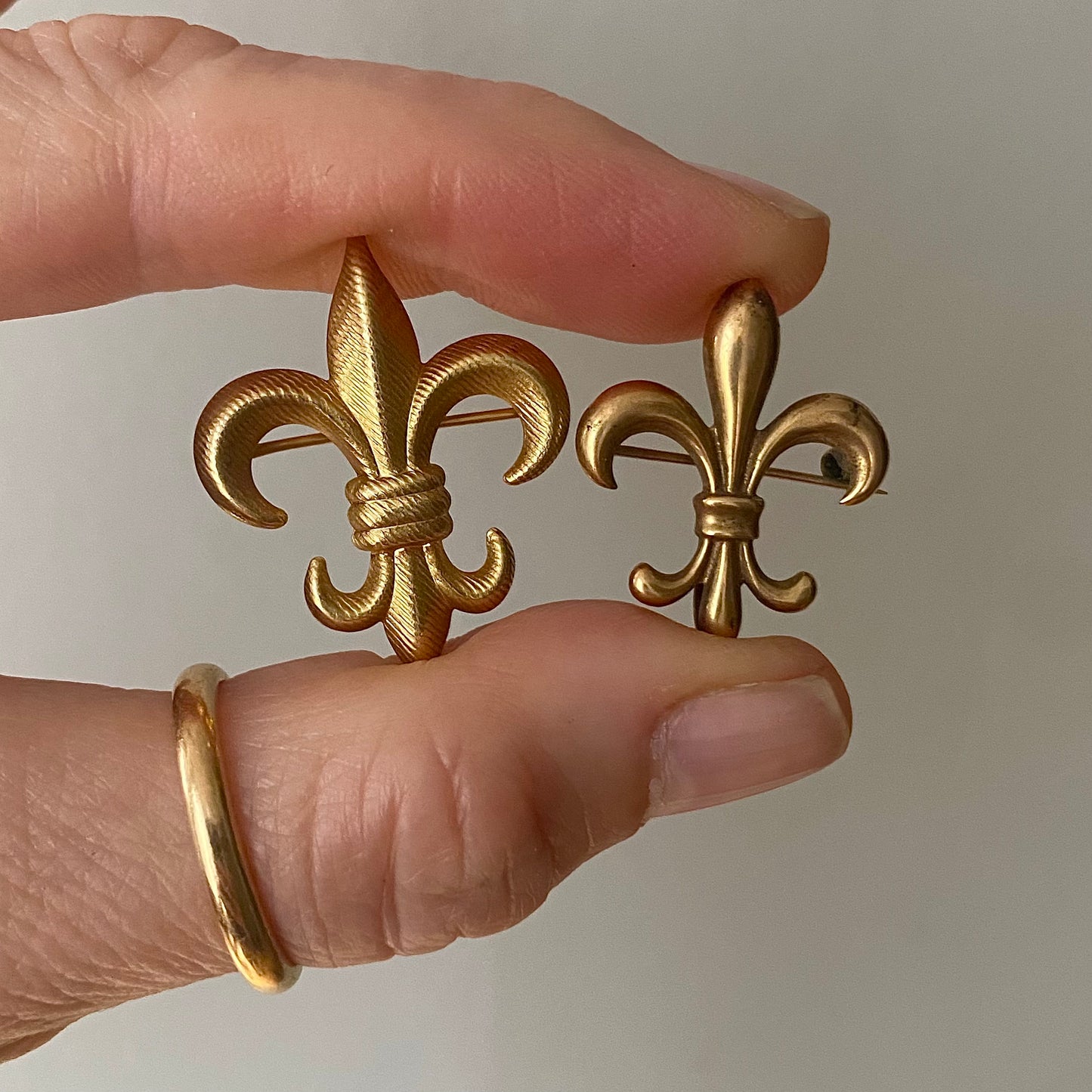 ACCESSORY