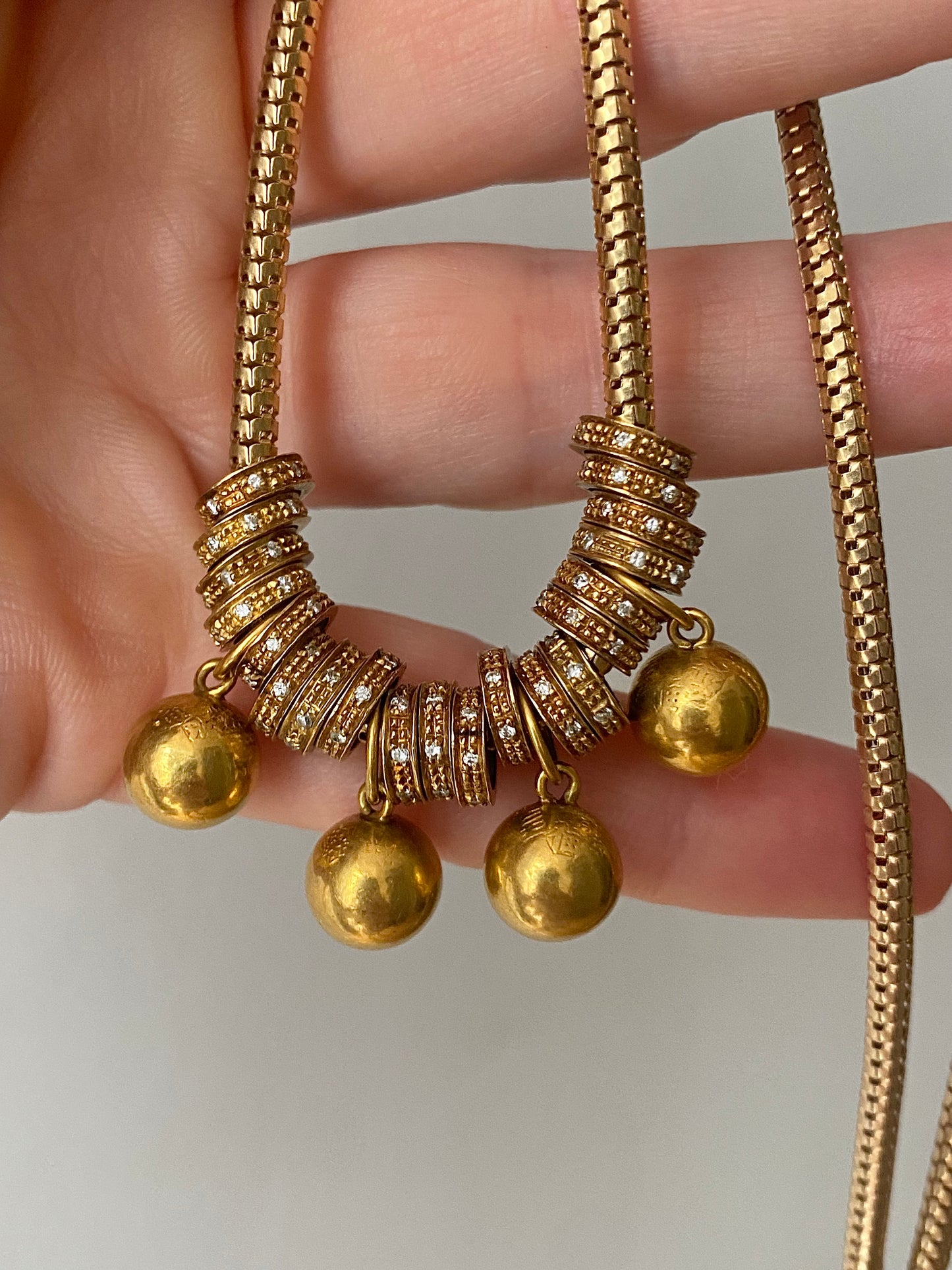 DIAMOND RONDELLE BEADS