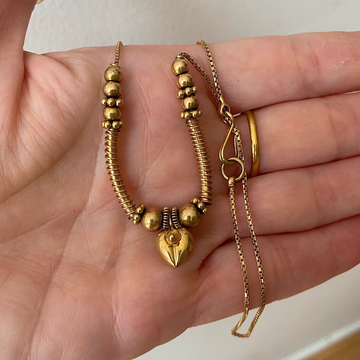 NECKLACE