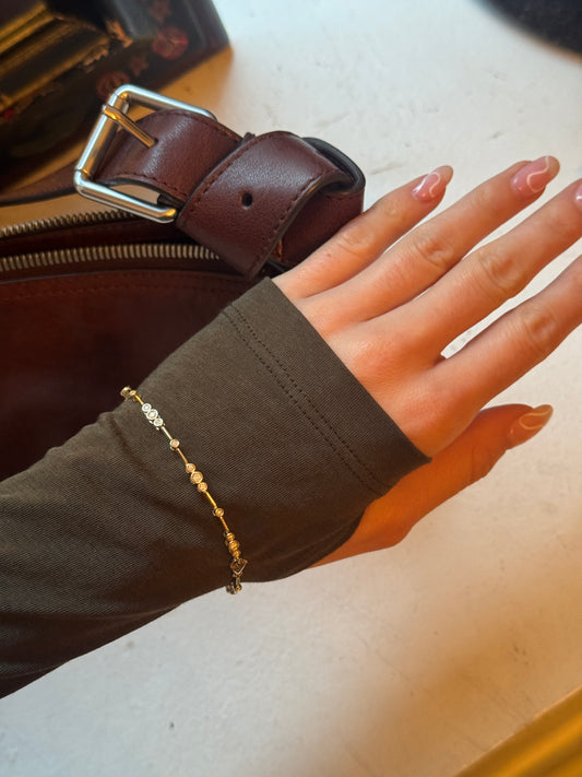 BEZEL-SET DIAMOND BRACELET