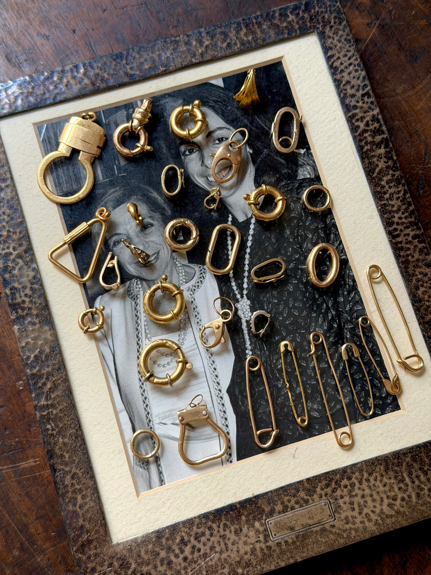 CARABINERS (JPRD)