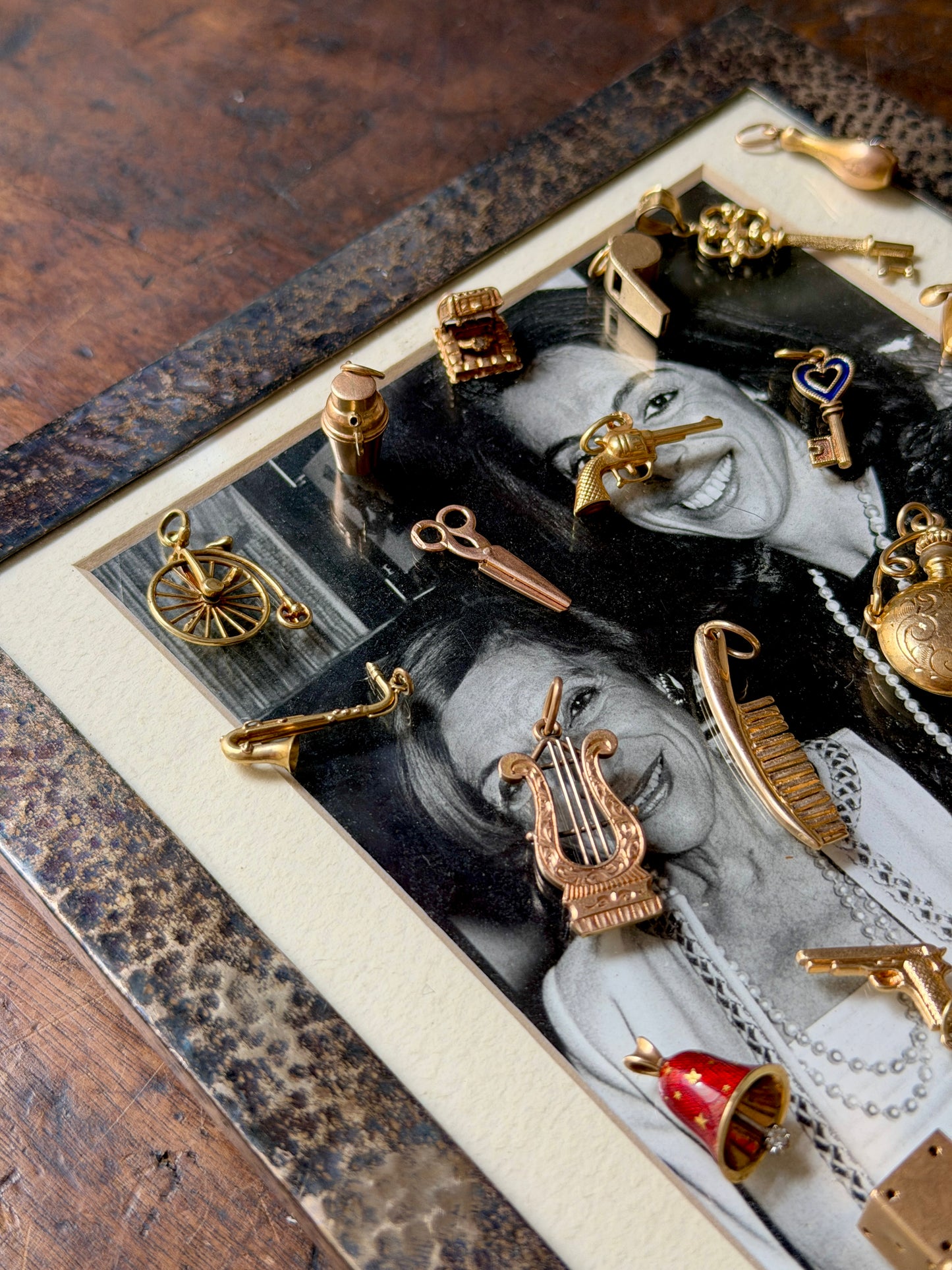 HOUSEHOLD ITEM CHARMS (JPRD)