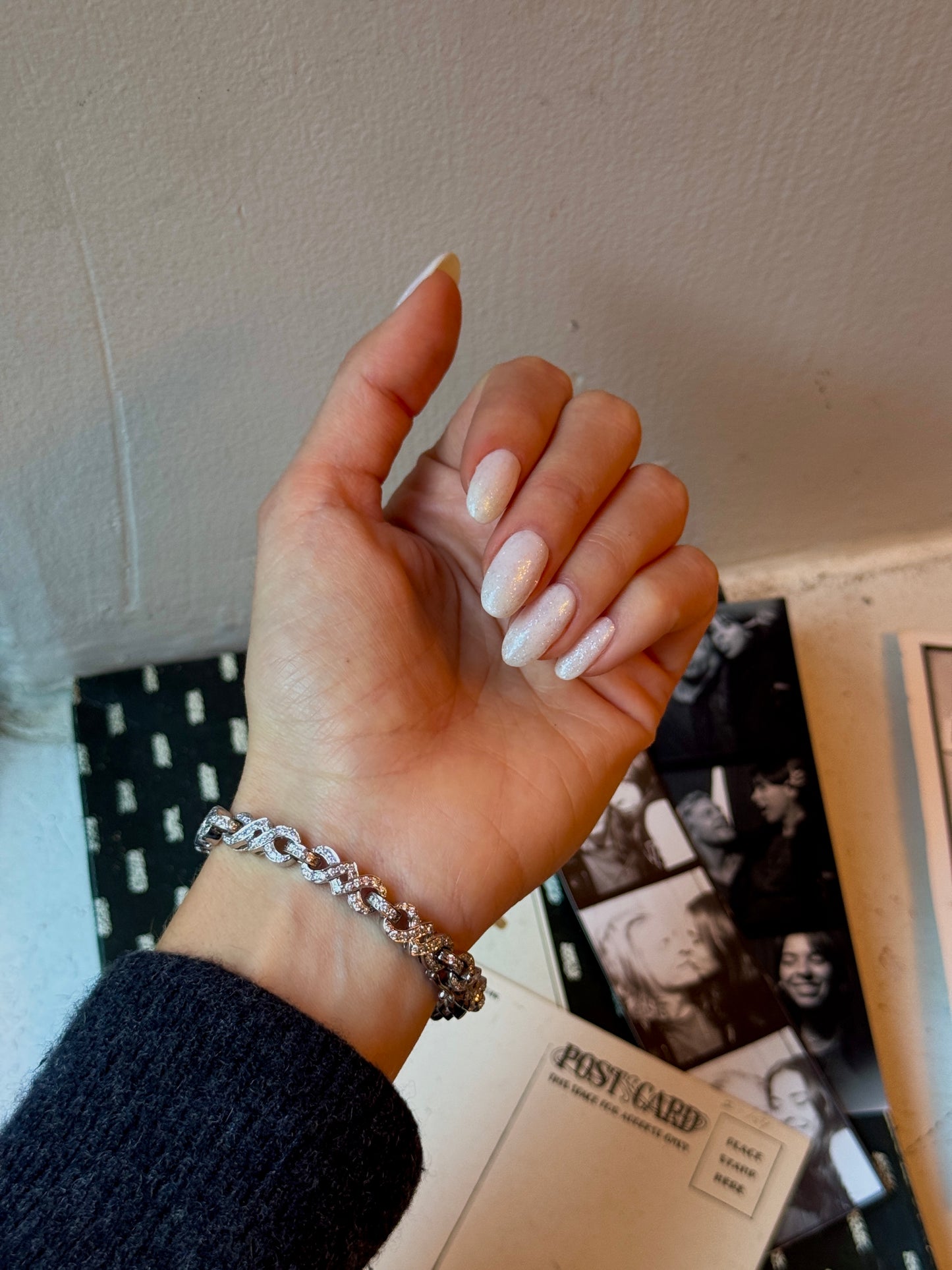 BRACELET