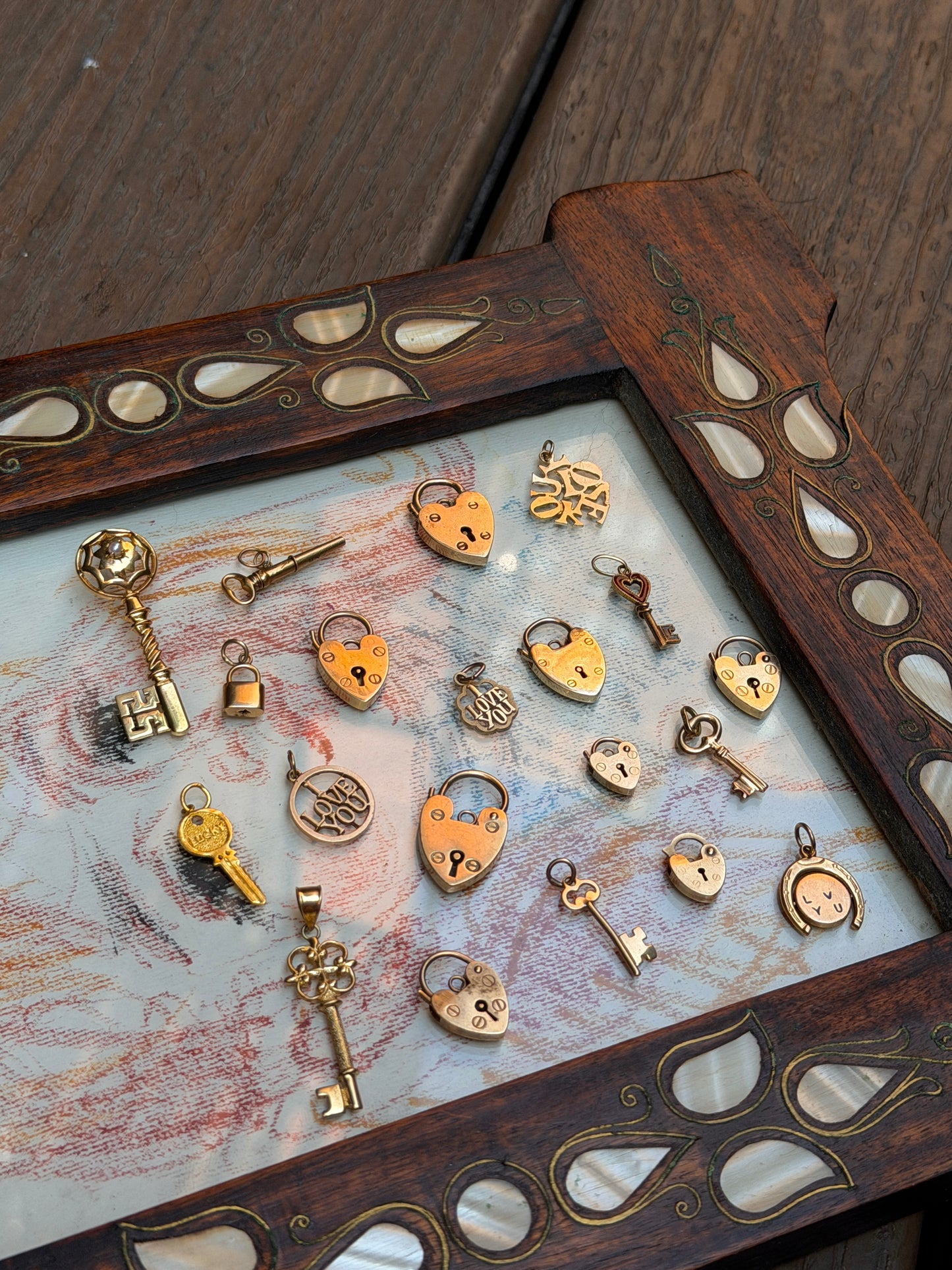 PADLOCK HEARTS AND THEIR KEYS PENDANTS (JPRD)
