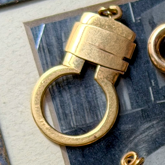 CARABINERS (JPRD)