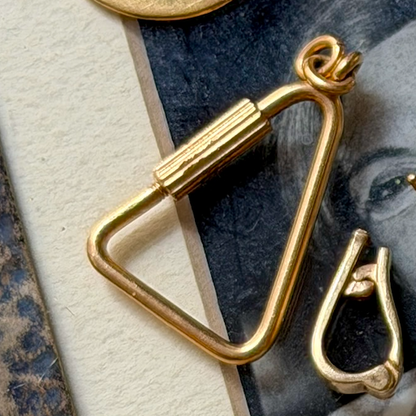 CARABINERS (JPRD)