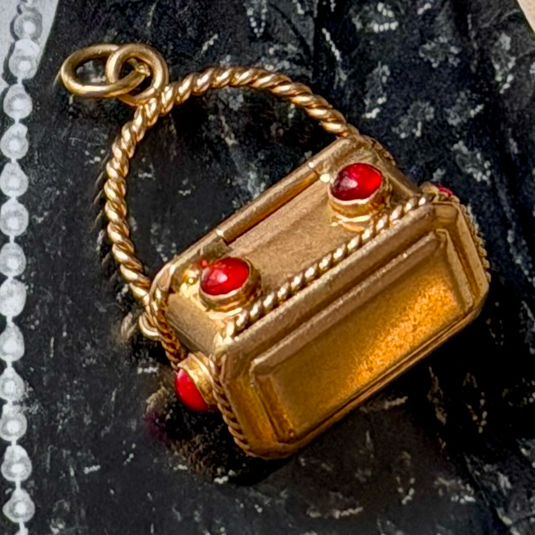 XL CHARMS AND FOBS (JPRD)