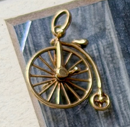 HOUSEHOLD ITEM CHARMS (JPRD)