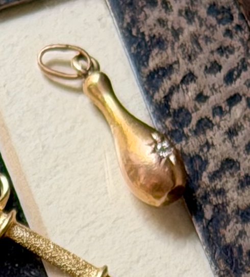 HOUSEHOLD ITEM CHARMS (JPRD)