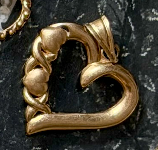 HEART CHARMS (JPRD)