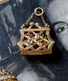 XL CHARMS AND FOBS (JPRD)