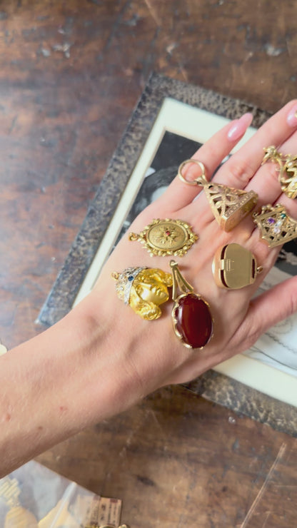 XL CHARMS AND FOBS (JPRD)